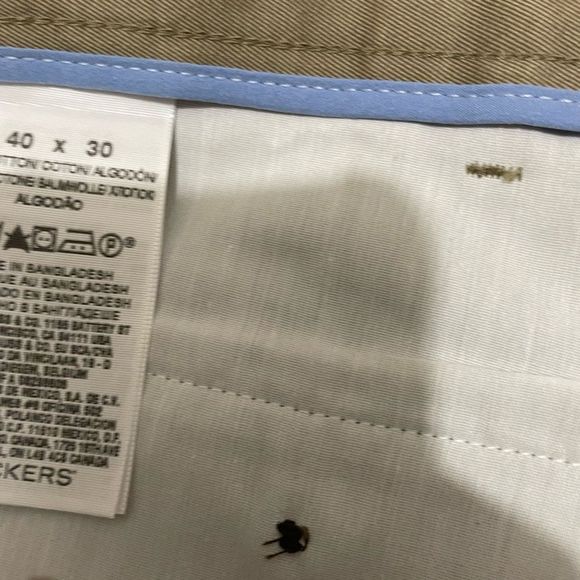 Dockers Signature Khaki Relaxed Fit Mens Size 40 x 30 NEW - Picture 6 of 9